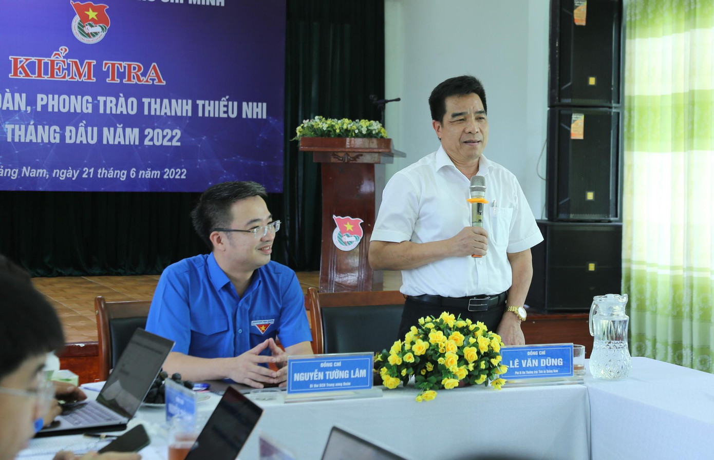 Ông Lê Văn Dũng - Phó Bí thư Thường trực Tỉnh ủy Quảng Nam phát biểu tại buổi làm việc. Ông Lê Văn Dũng - Phó Bí thư Thường trực Tỉnh ủy Quảng Nam phát biểu tại buổi làm việc.