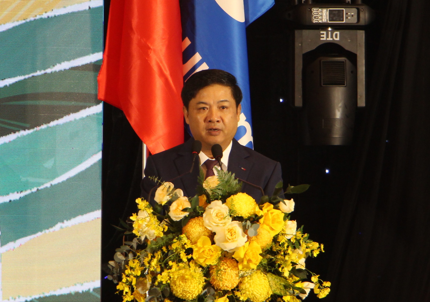 Bí thư Tỉnh ủy Quảng Nam Lương Nguyễn Minh Triết phát biểu. Bí thư Tỉnh ủy Quảng Nam Lương Nguyễn Minh Triết phát biểu.