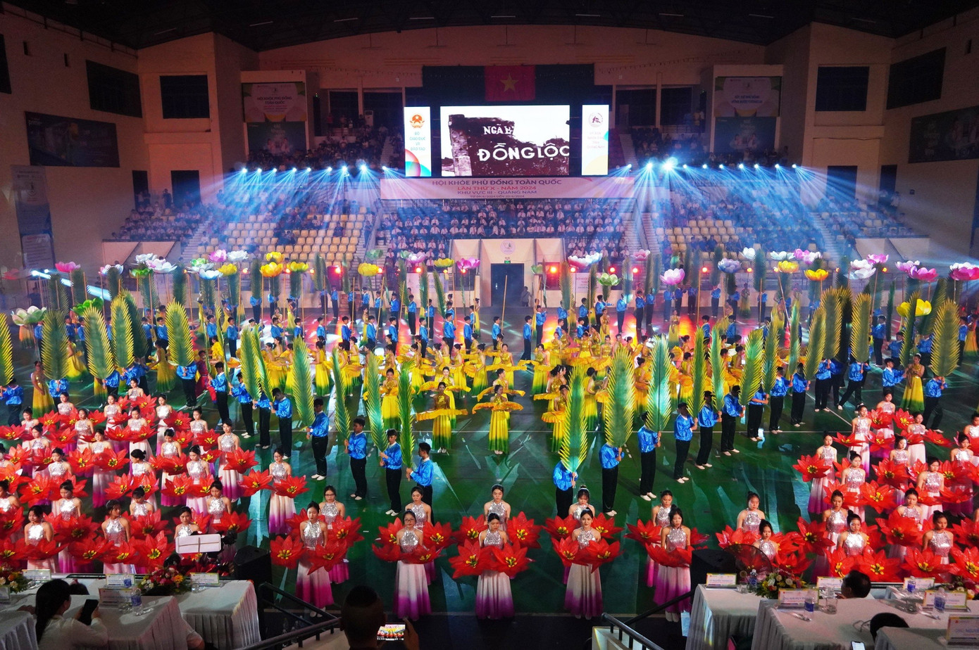 Ngày hội với sự tham gia của 2.135 vận động viên đến từ 12 tỉnh, thành. Ngày hội với sự tham gia của 2.135 vận động viên đến từ 12 tỉnh, thành.