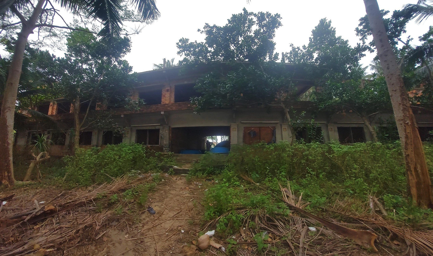 Chủ tịch UBND xã Tam Hải, ông Nguyễn Tấn Hùng, cho hay việc dự án bỏ hoang thời gian quá dài ảnh hưởng lớn đến đời sống người dân, và quy hoạch đất đai, phát triển kinh tế của địa phương. Chủ tịch UBND xã Tam Hải, ông Nguyễn Tấn Hùng, cho hay việc dự án bỏ hoang thời gian quá dài ảnh hưởng lớn đến đời sống người dân, và quy hoạch đất đai, phát triển kinh tế của địa phương.