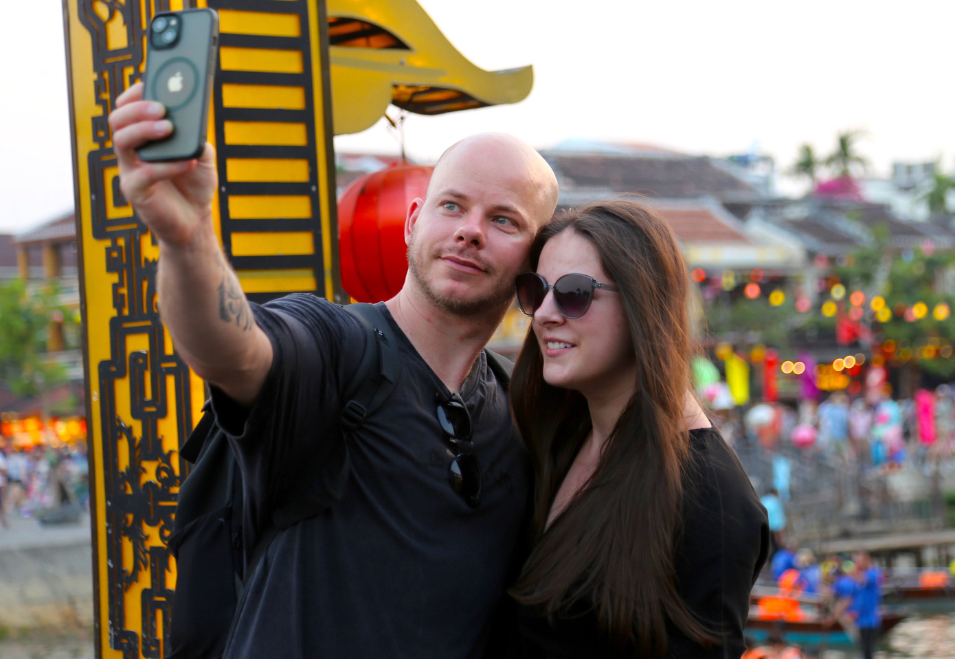 Lưu lại những khoảnh khắc đáng nhớ trong chuyến du lịch phố Hội.