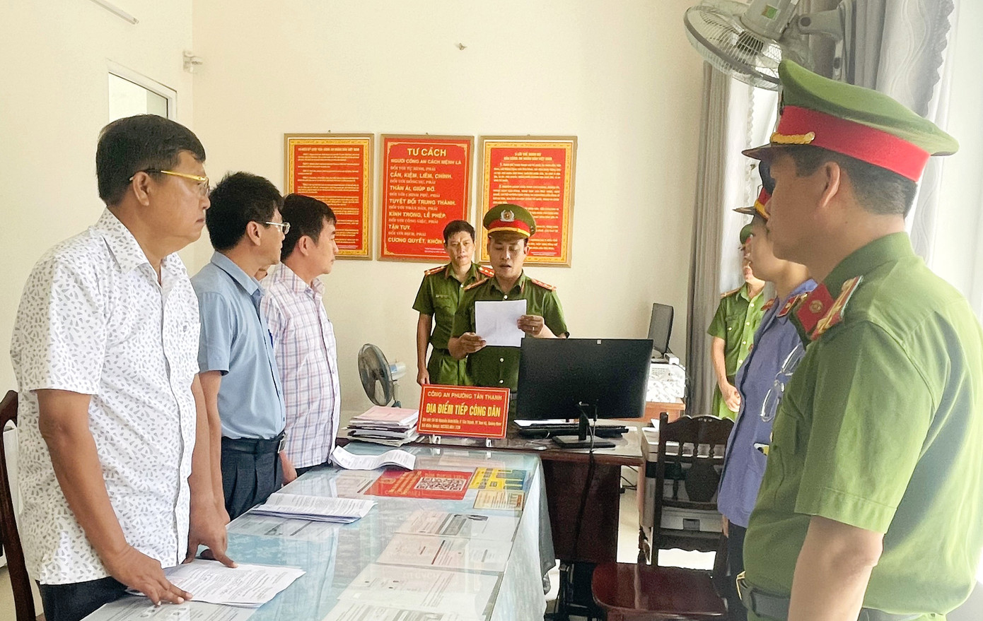 Các đối tượng Nguyễn Văn Sáu, Đào Ngọc Luân và Lê Thủy Thành. Ảnh: CAQN