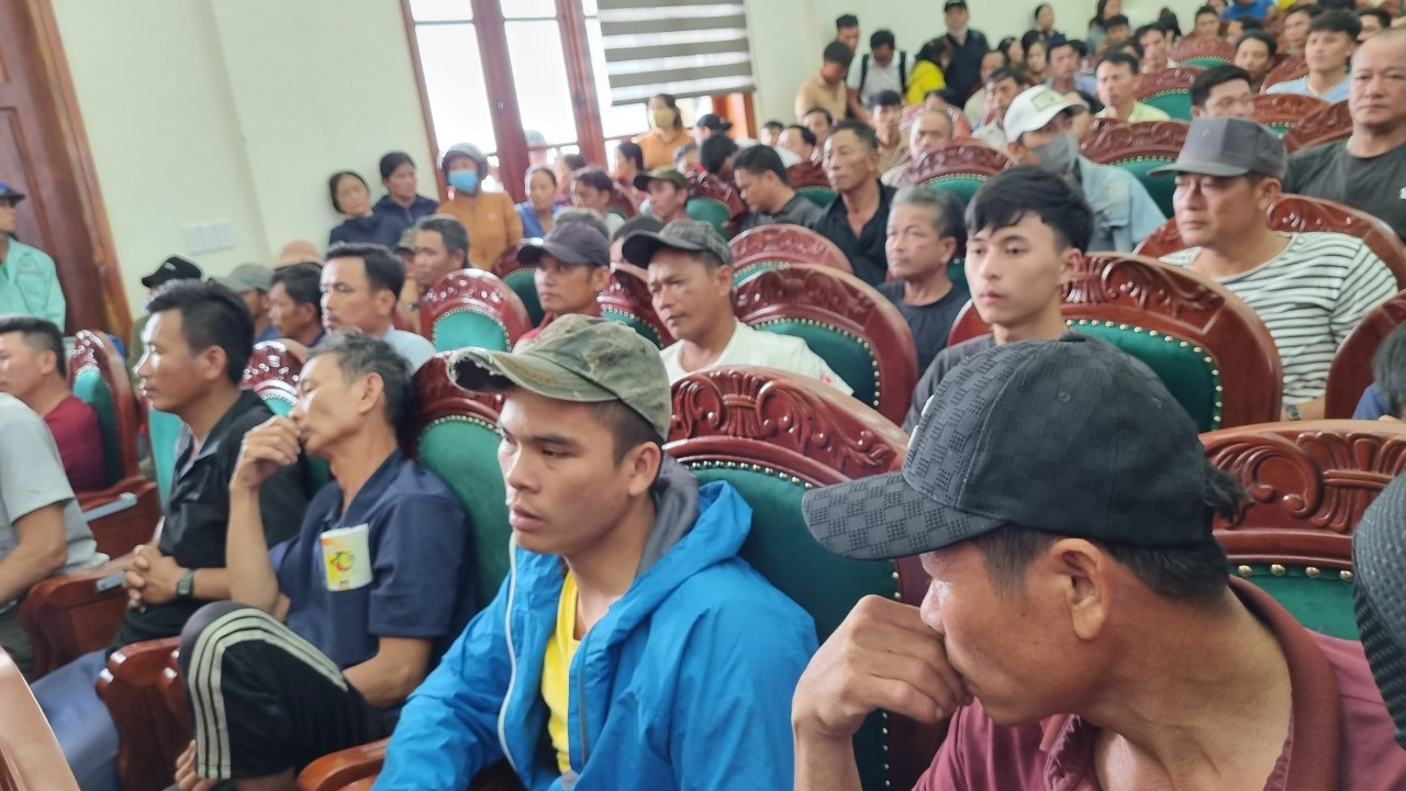 78 ngư dân sống sót trở về, nhưng còn 13 người chưa được tìm thấy.