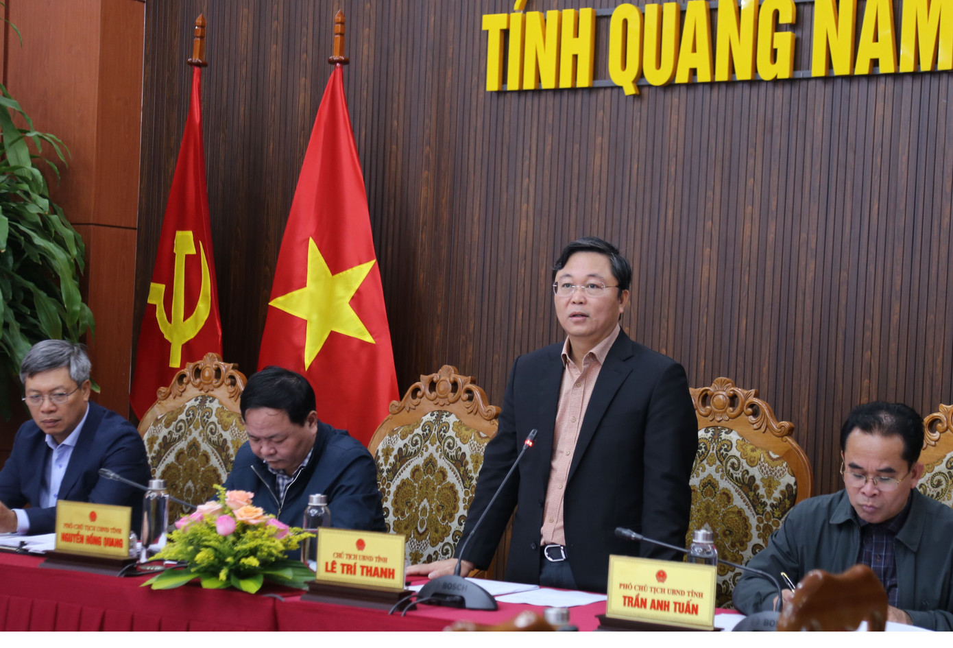 Ông Lê Trí Thanh - Chủ tịch UBND tỉnh Quảng Nam trả lời phóng viên tại buổi họp báo. (Ảnh: Hoài Văn) Ông Lê Trí Thanh - Chủ tịch UBND tỉnh Quảng Nam trả lời phóng viên tại buổi họp báo. (Ảnh: Hoài Văn)