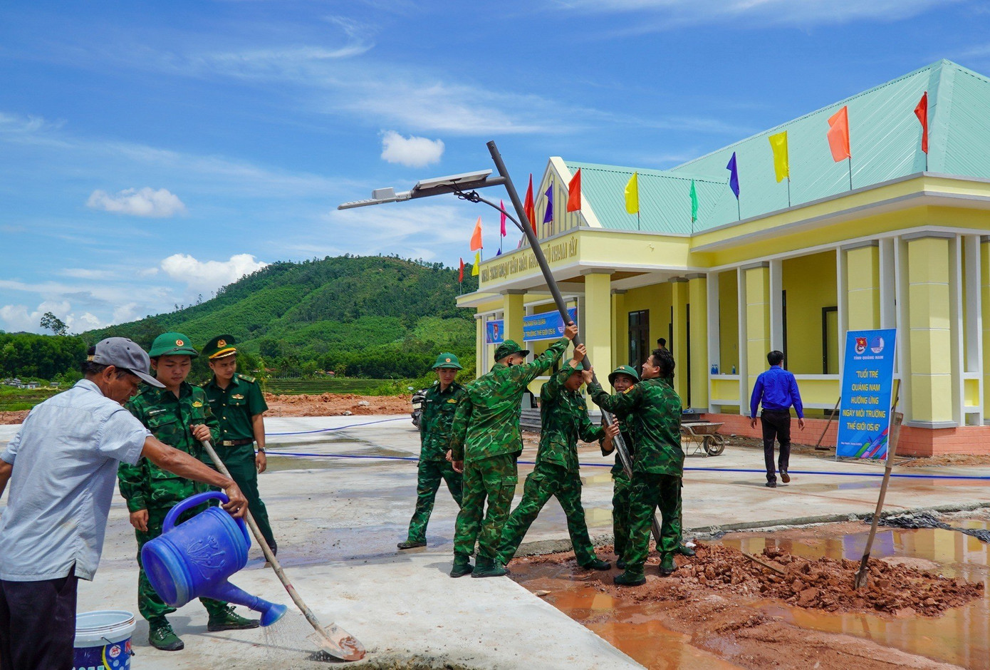 Chiến dịch Thanh niên tình nguyện hè năm 2023 tập trung hoạt động các huyện nghèo miền núi, xã đảo.