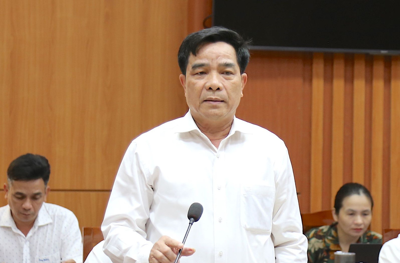 Ông Lê Văn Dũng - Chủ tịch UBND tỉnh Quảng Nam nghỉ hưu trước tuổi. Ảnh: Hoài Văn Ông Lê Văn Dũng - Chủ tịch UBND tỉnh Quảng Nam nghỉ hưu trước tuổi. Ảnh: Hoài Văn