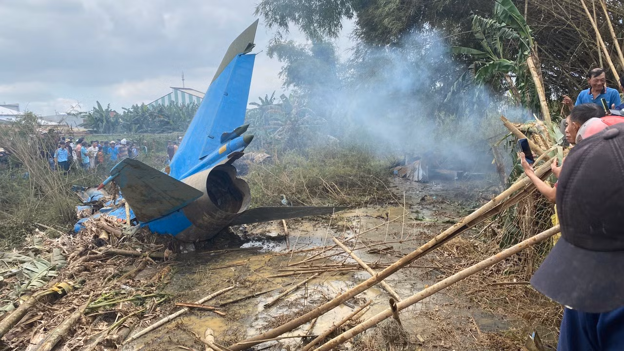 Hiện trường vụ rơi máy bay Su-22