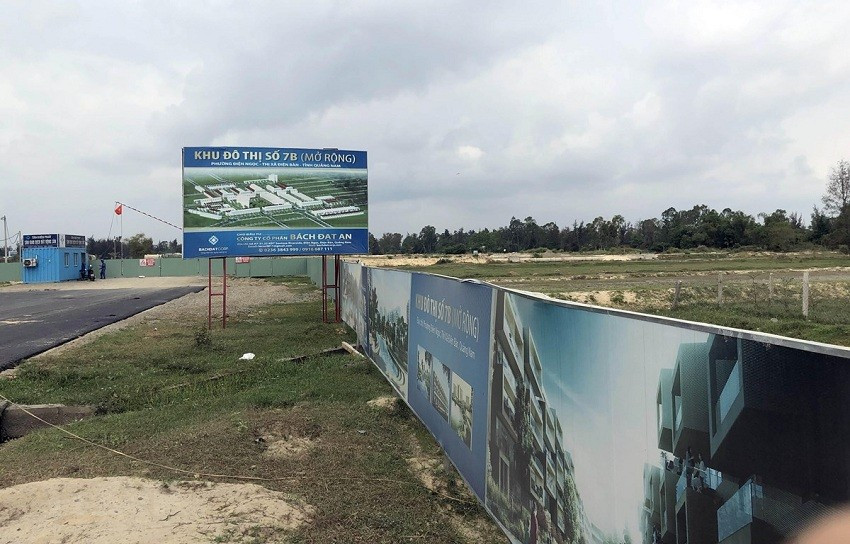 Công ty Bách Đạt An được giao thực hiện 14 dự án tại đô thị mới Điện Nam - Điện Ngọc (TX Điện Bàn, tỉnh Quảng Nam) nhưng mới hoàn thành 1 dự án. Công ty Bách Đạt An được giao thực hiện 14 dự án tại đô thị mới Điện Nam - Điện Ngọc (TX Điện Bàn, tỉnh Quảng Nam) nhưng mới hoàn thành 1 dự án.