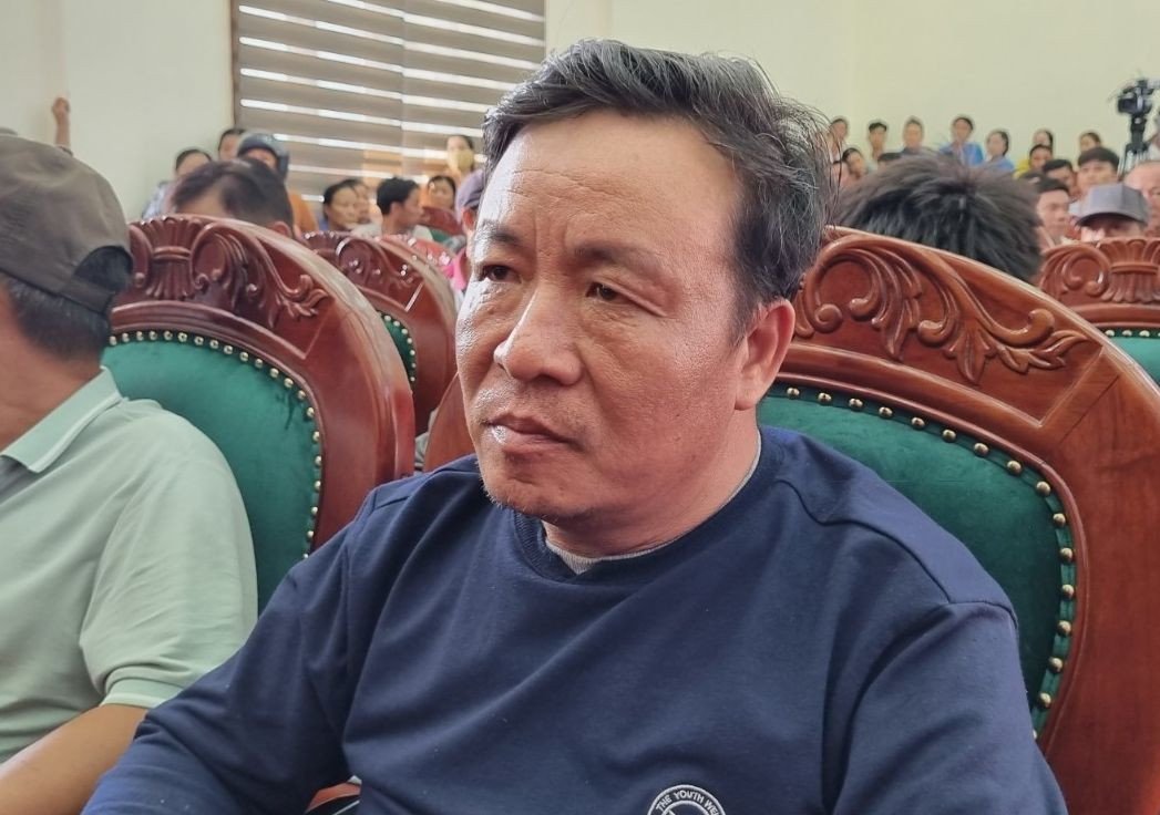 Thuyền trưởng Lương Văn Viên may mắn thoát chết trở về. Thuyền trưởng Lương Văn Viên may mắn thoát chết trở về.