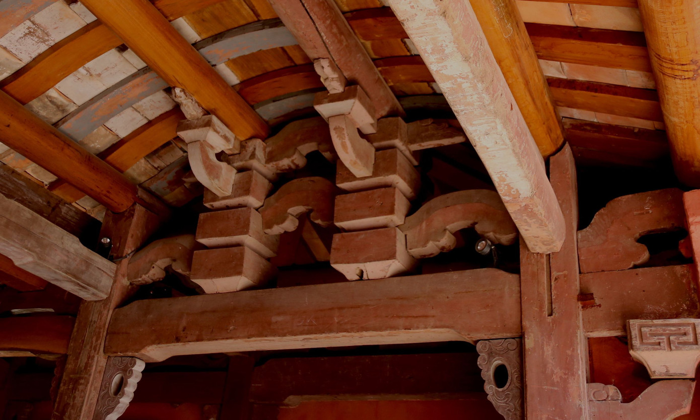 Chùa Cầu hiện đã hoàn thành toàn bộ hạng mục trùng tu gồm hệ nền, móng, mố, trụ cầu; hệ sàn, khung gỗ, mái; hệ thống điện, chống mối công trình...