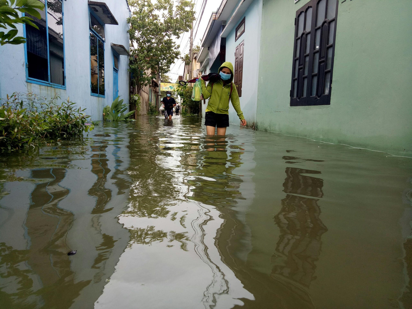 Mỗi khi mưa lớn, nhiều khu dân cư Tam Kỳ lại ngập sâu.