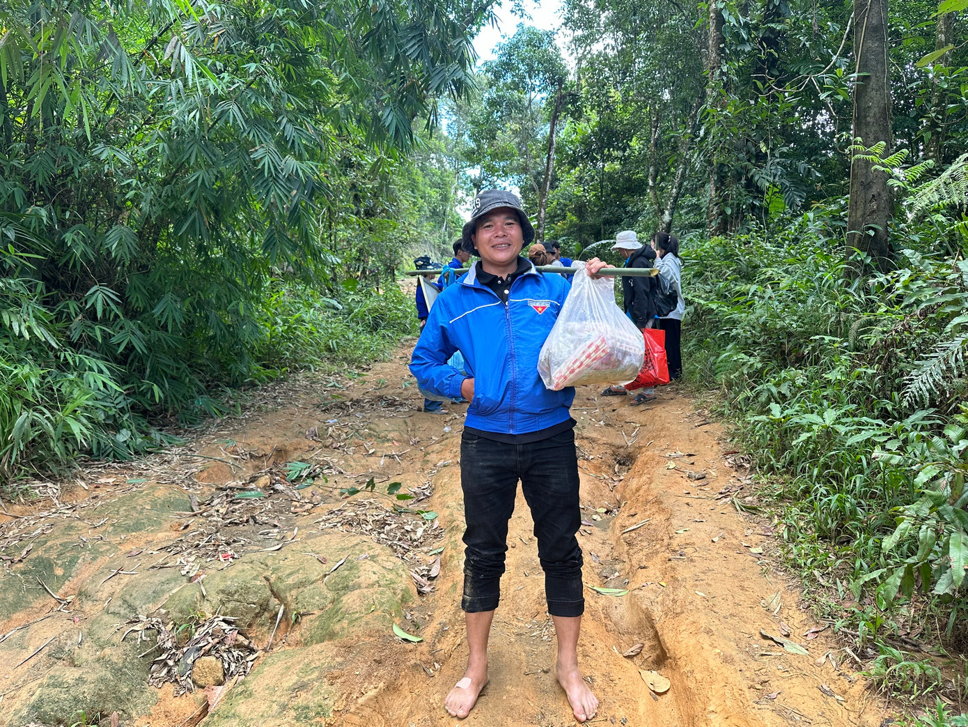 Những yêu thương cũng từ đó cứ nhân lên, khó khăn vượt qua.