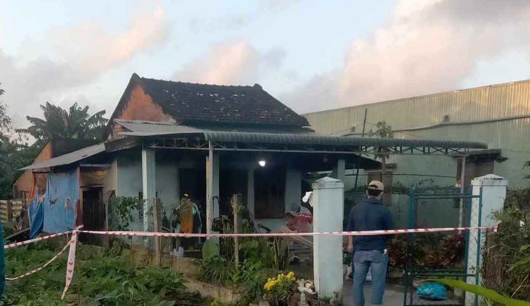 Ngôi nhà nơi phát hiện thi thể hai vợ chồng.