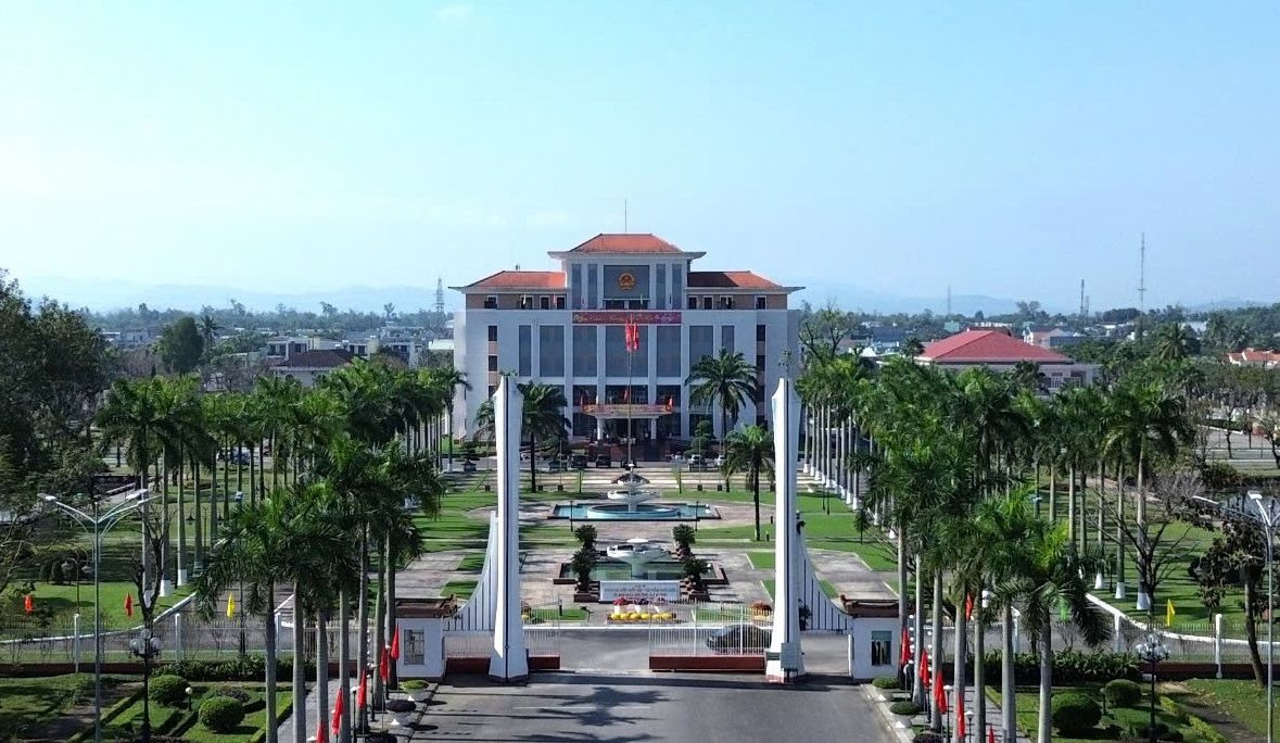 Quảng Nam đề xuất lại tên gọi đơn vị hành chính dự kiến sau sắp xếp. Quảng Nam đề xuất lại tên gọi đơn vị hành chính dự kiến sau sắp xếp.