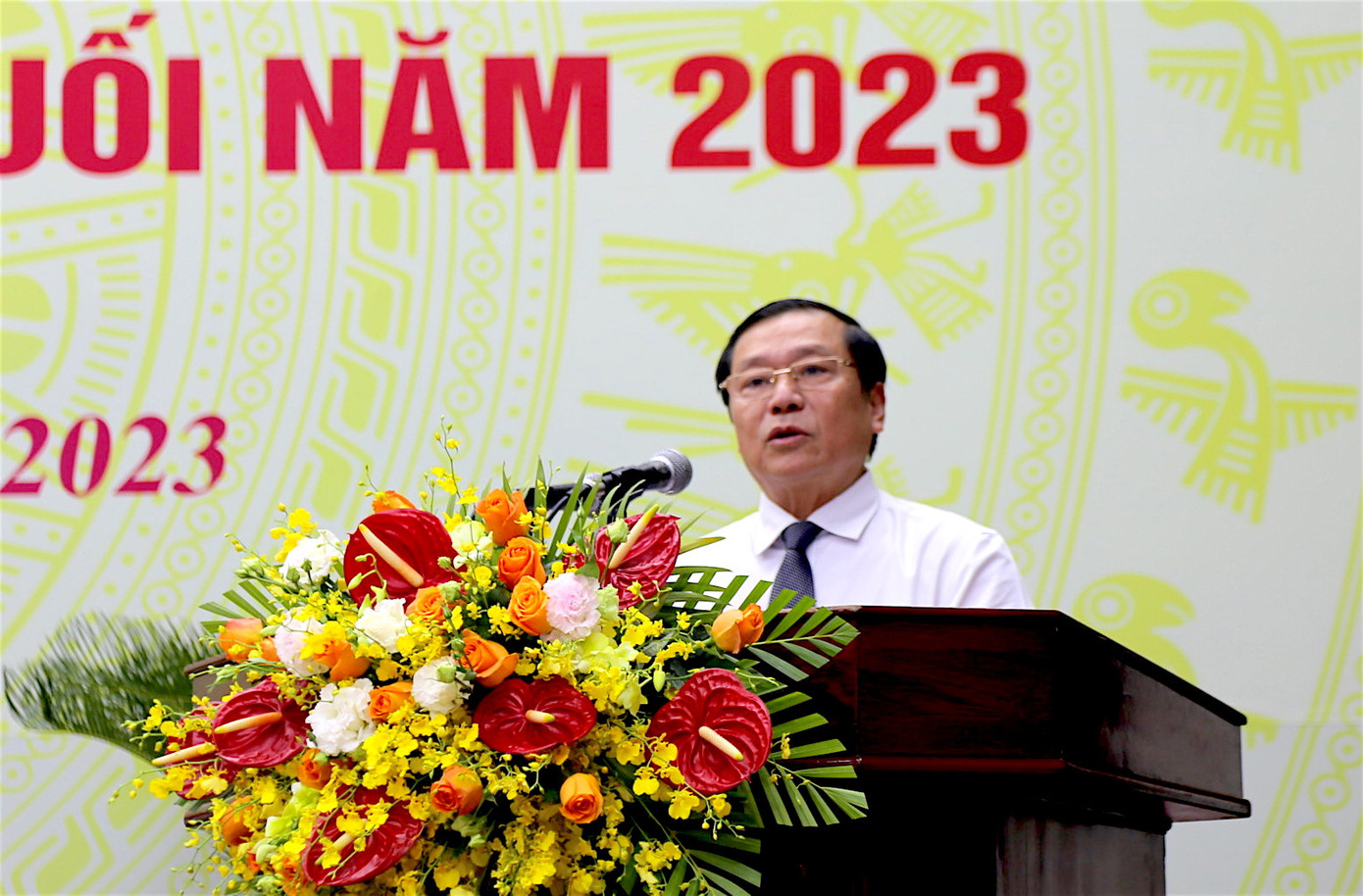 Ông Lại Xuân Môn – Ủy viên Trung ương Đảng, Phó Trưởng Ban Thường trực Ban tuyên giáo Trung ương báo cáo tại Hội nghị. Ông Lại Xuân Môn – Ủy viên Trung ương Đảng, Phó Trưởng Ban Thường trực Ban tuyên giáo Trung ương báo cáo tại Hội nghị.