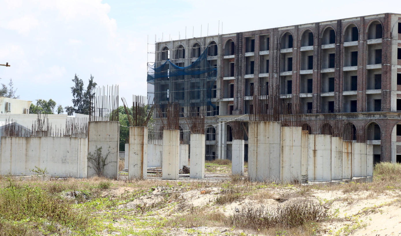 Mức đầu tư ban đầu của dự án là 990 tỷ đồng, sau đó chủ đầu tư nâng lên hơn 2.000 tỷ đồng, do Công tu CP Đầu tư Năm Sao làm chủ đầu tư. Mức đầu tư ban đầu của dự án là 990 tỷ đồng, sau đó chủ đầu tư nâng lên hơn 2.000 tỷ đồng, do Công tu CP Đầu tư Năm Sao làm chủ đầu tư.