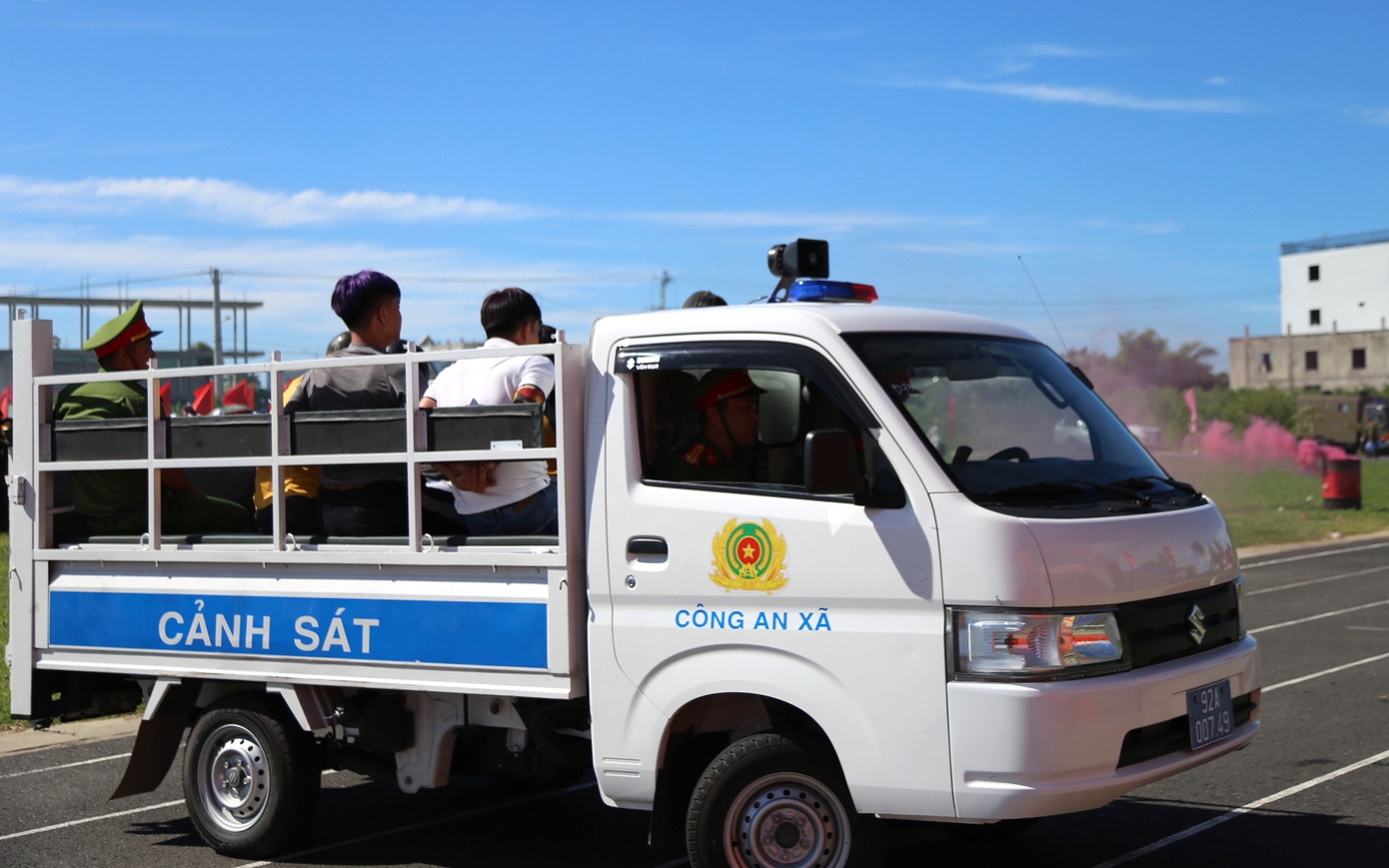 Các tình huống diễn tập về an ninh trật tự. Các tình huống diễn tập về an ninh trật tự.