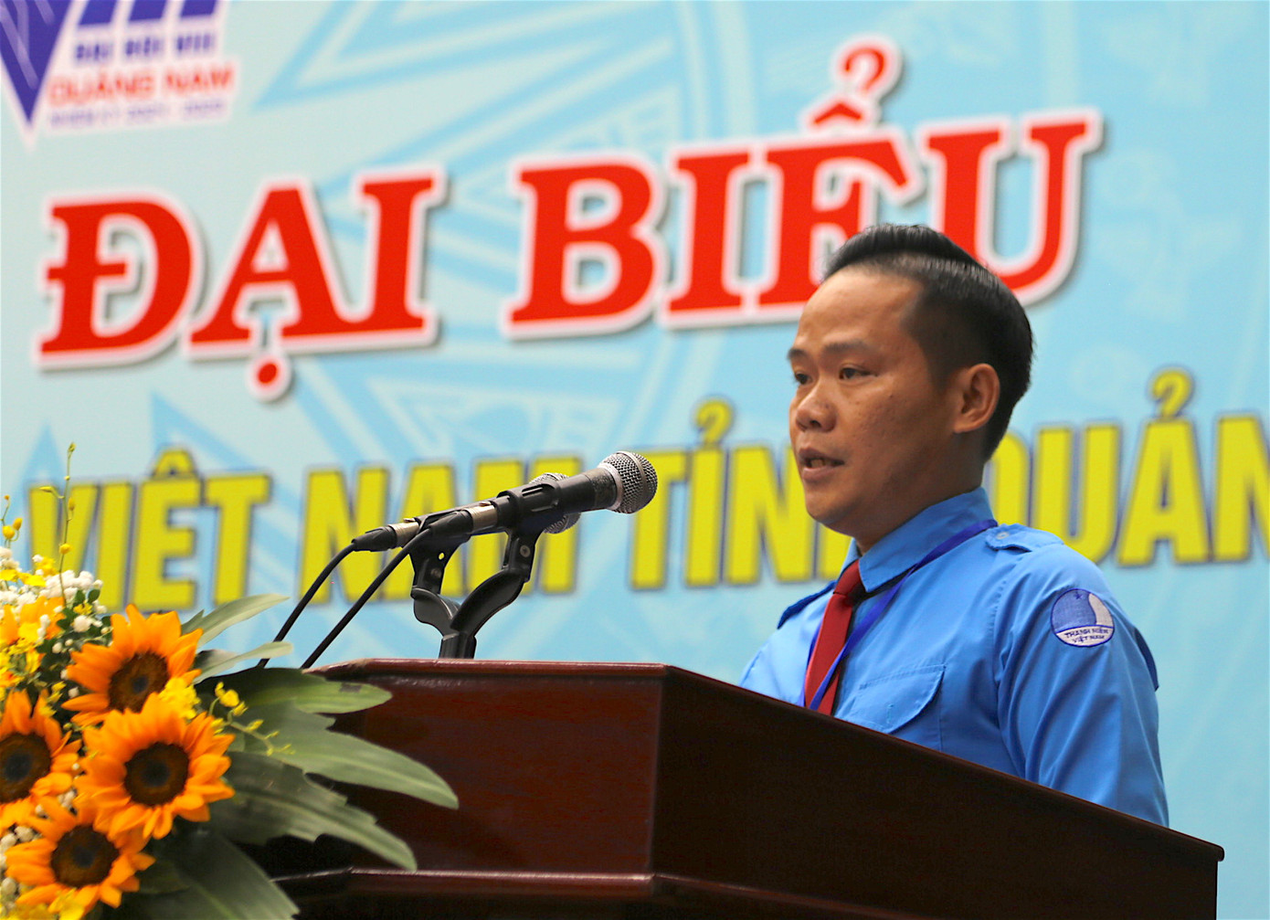 Anh Hoàng Văn Thanh - Chủ tịch Hội LHTN Việt Nam tỉnh Quảng Nam phát biểu.