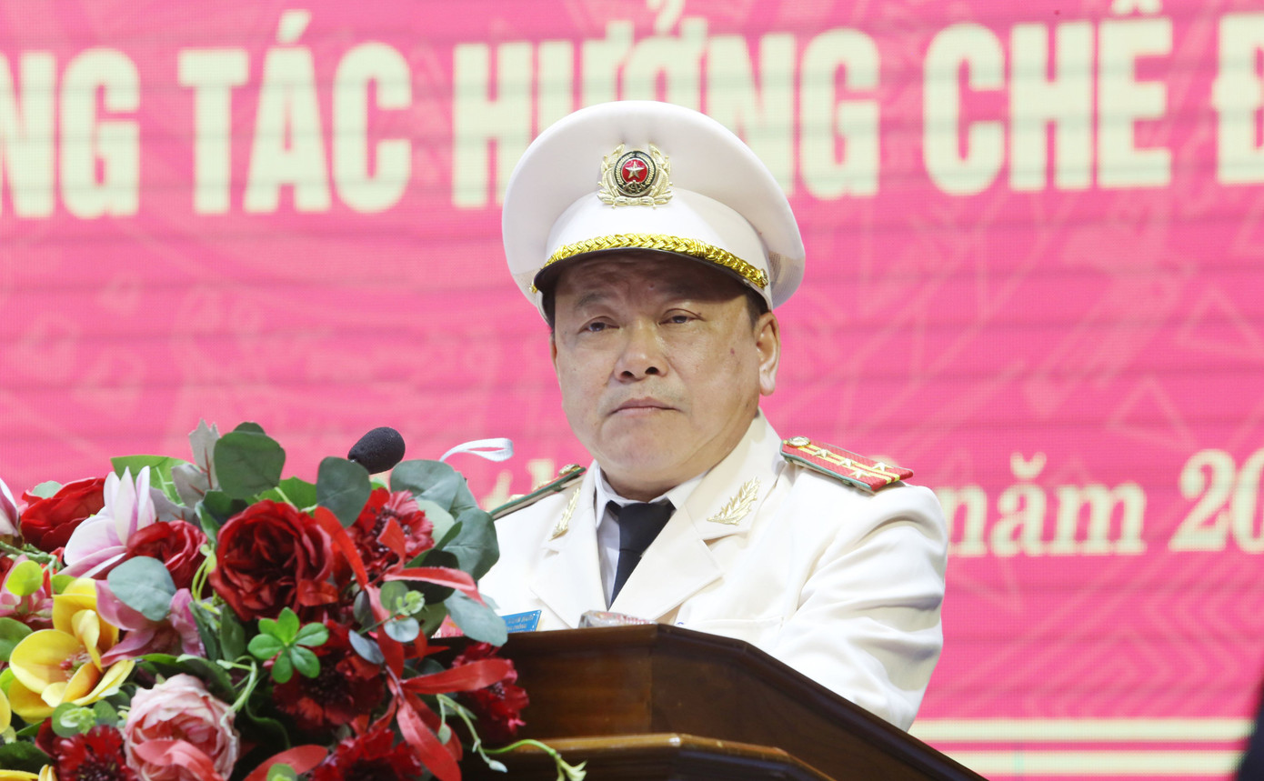 Đại tá Đinh Xuân Nghĩ - Trưởng phòng An ninh Chính trị nội bộ Công an tỉnh Quảng Nam chia sẻ tại buổi lễ.