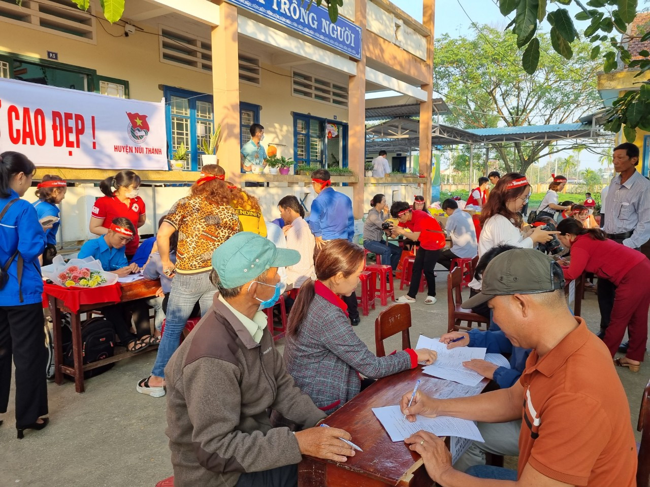 Háo hức đăng ký