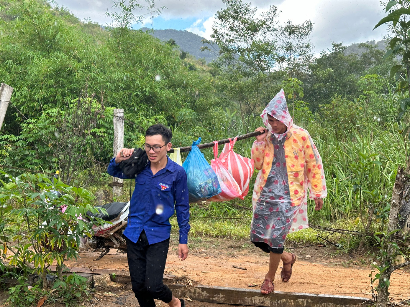 Những yêu thương cũng từ đó cứ nhân lên, khó khăn vượt qua.