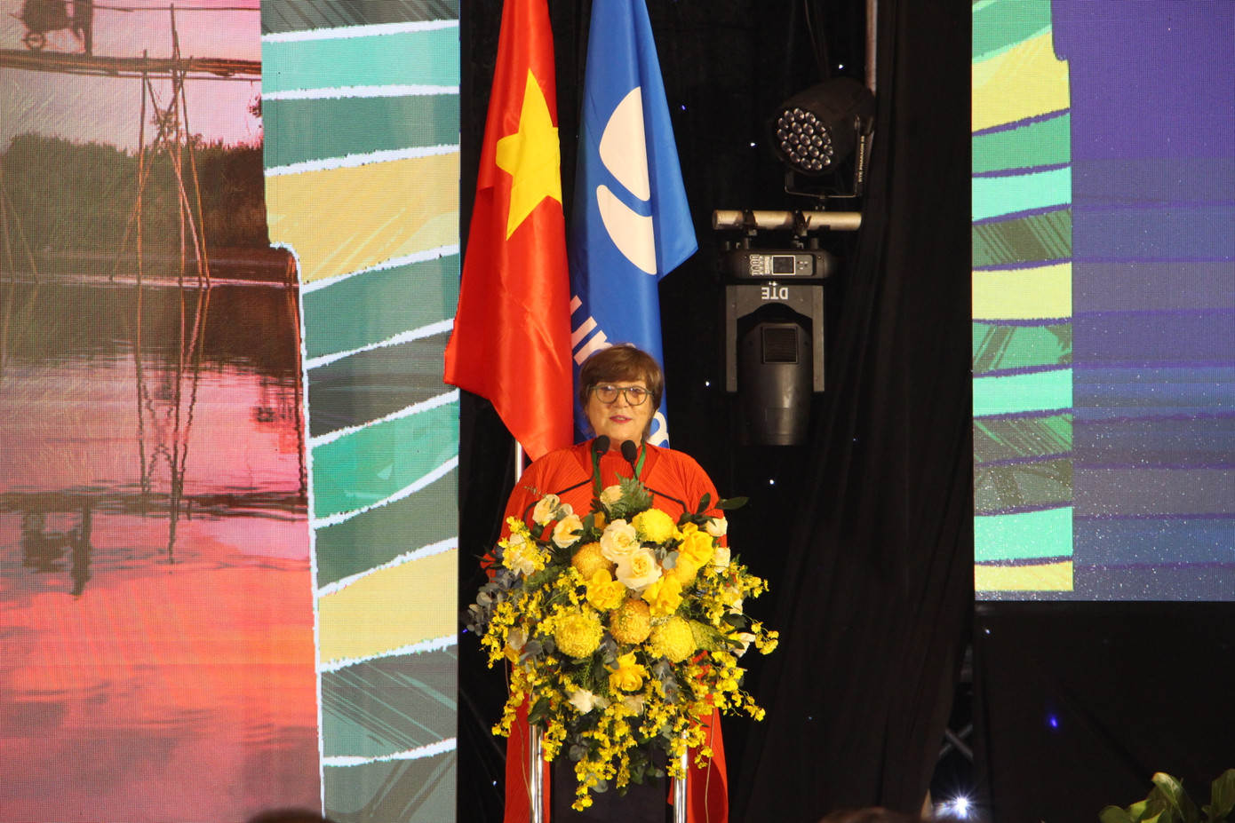 Bà Zoritsa Urosevic - Phó Tổng Thư ký UN Tourism. Bà Zoritsa Urosevic - Phó Tổng Thư ký UN Tourism.