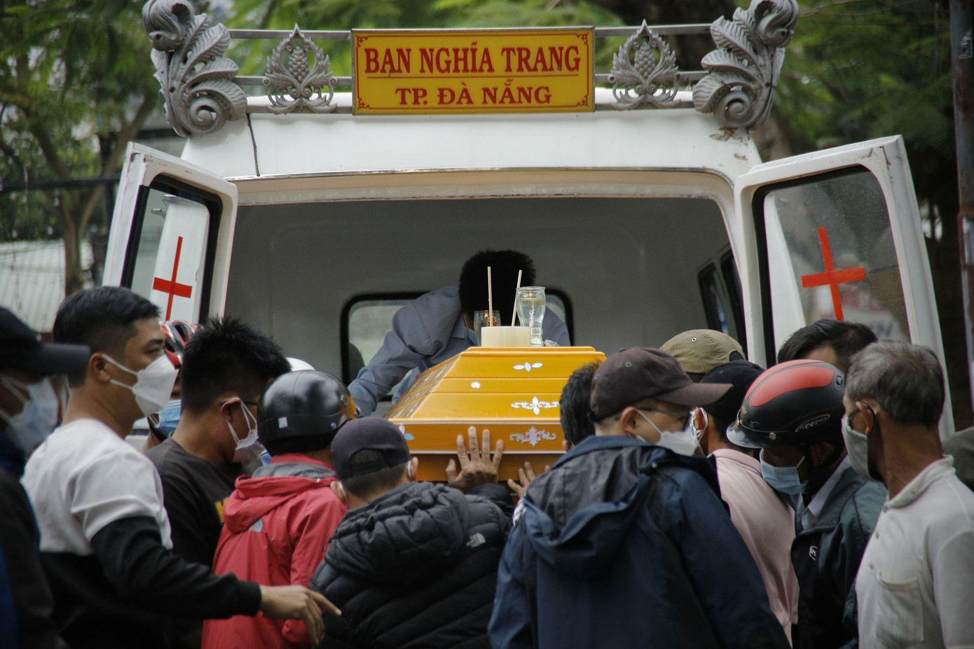 Nhiều nạn nhân đều là người thân trong một gia đình.