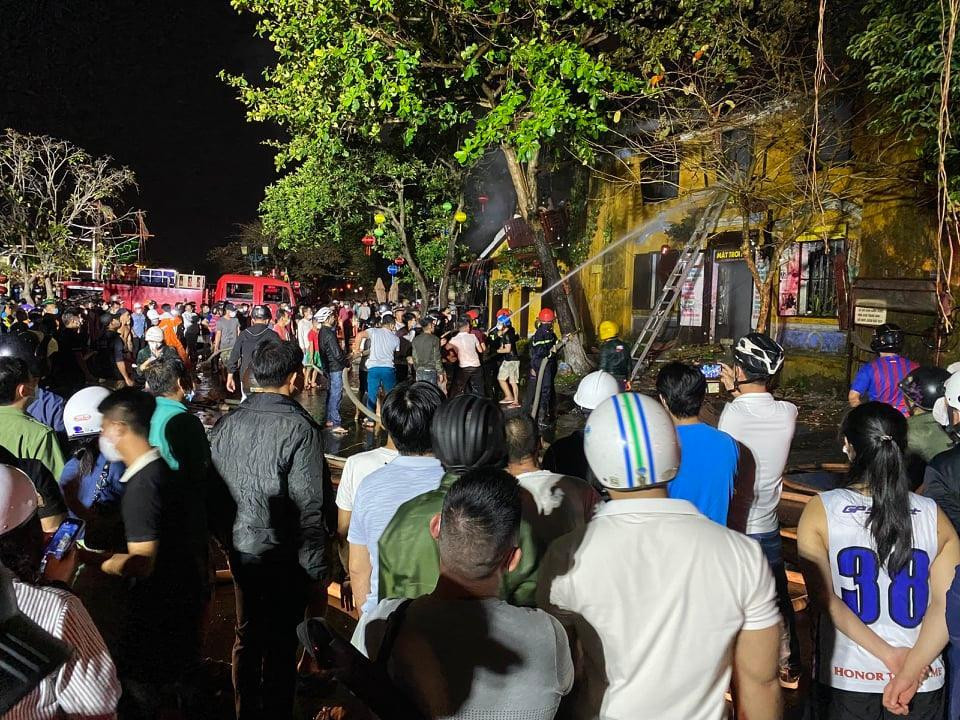 Hiện trường vụ hoả hoạn. Hiện trường vụ hoả hoạn.