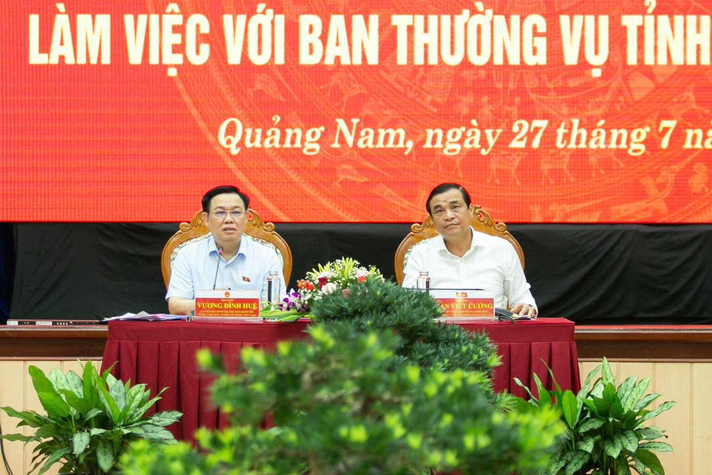Chủ tịch Quốc hội Vương Đình Huệ làm việc với Ban Thường vụ Tỉnh ủy Quảng Nam.