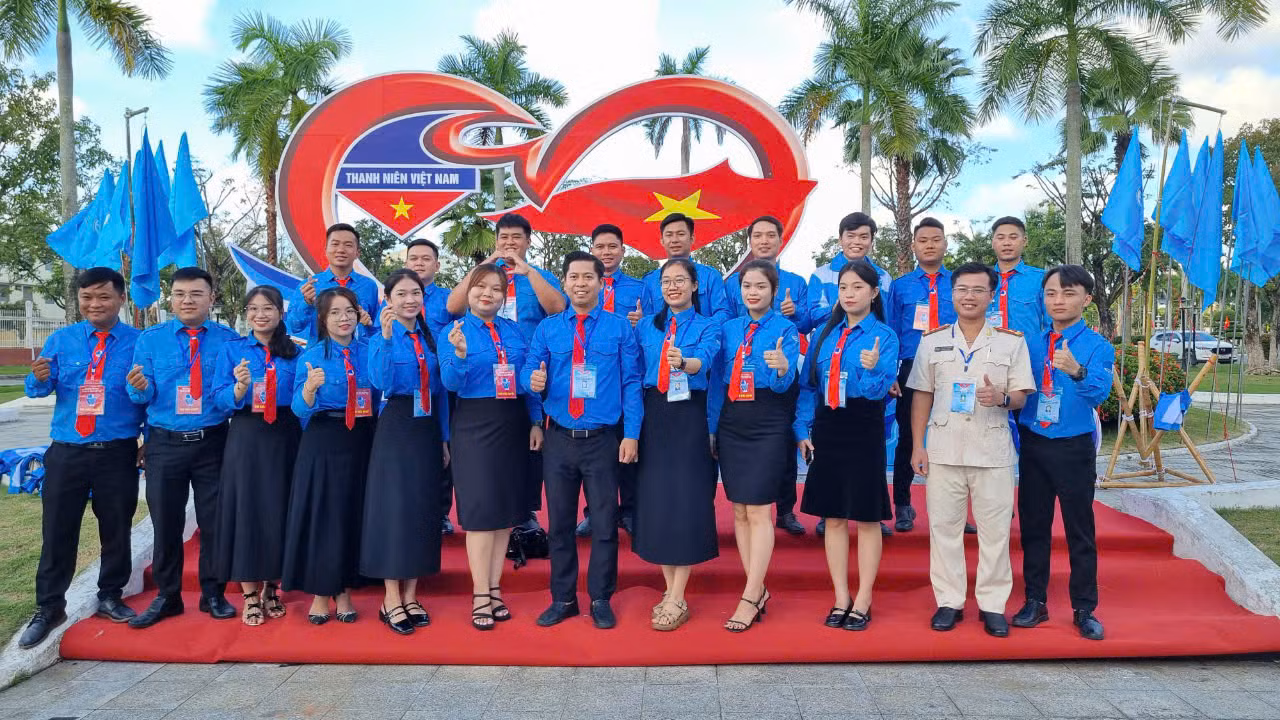 Đại biểu tham gia các hoạt động bên lề Đại hội. Đại biểu tham gia các hoạt động bên lề Đại hội.