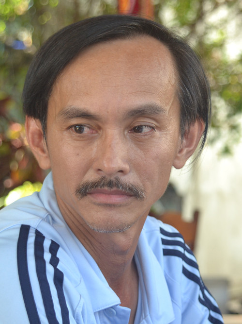 Anh Ngô Thế Hòa nghẹn ngào trước sự ra đi đột ngột của đứa con trai duy nhất: "Bố hứa đưa con về quê tập bơi, chưa thực hiện được sao con nỡ ra đi...". Anh Ngô Thế Hòa nghẹn ngào trước sự ra đi đột ngột của đứa con trai duy nhất: