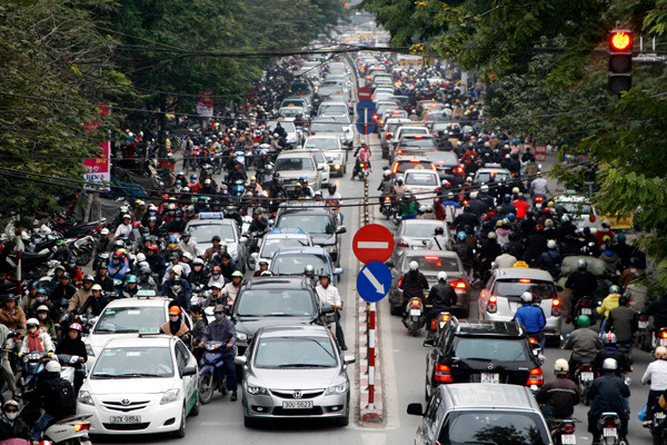 Tắc đường tại phố Chùa Bộc. Ảnh chụp lúc 17h30 ngày 1-2. Tắc đường tại phố Chùa Bộc. Ảnh chụp lúc 17h30 ngày 1-2