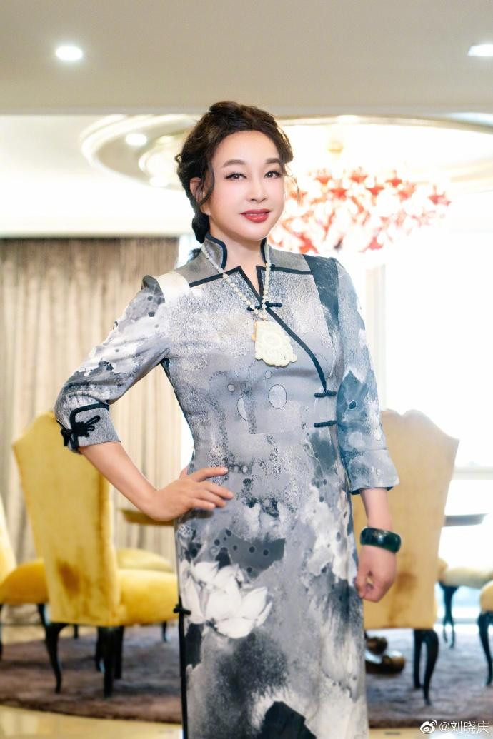 Lưu Hiểu Khánh "không tì vết" trong ảnh chia sẻ trên mạng xã hội. Lưu Hiểu Khánh "không tì vết" trong ảnh chia sẻ trên mạng xã hội.