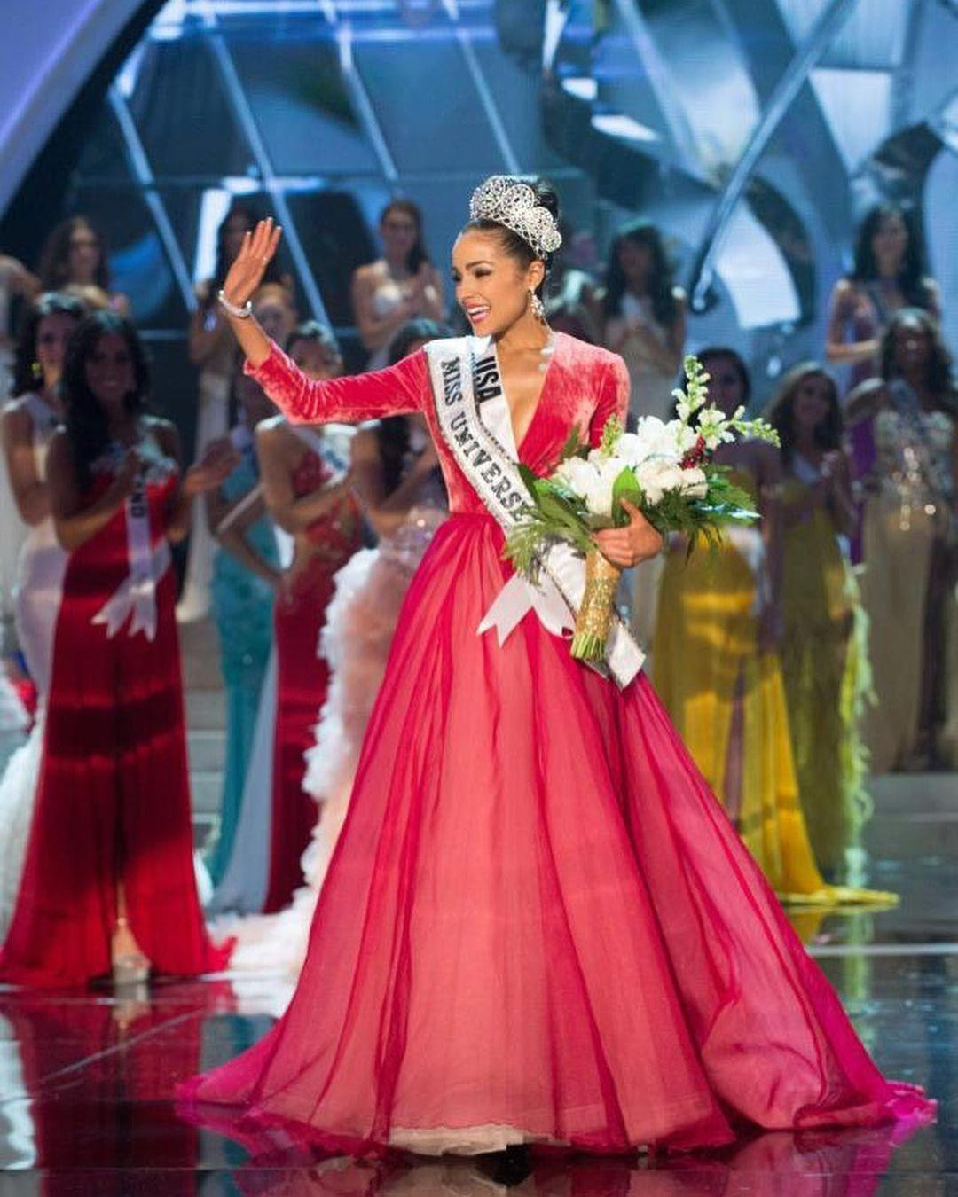 Khoảnh khắc Andrea Meza trở thành Hoa hậu Hoàn vũ 2020.