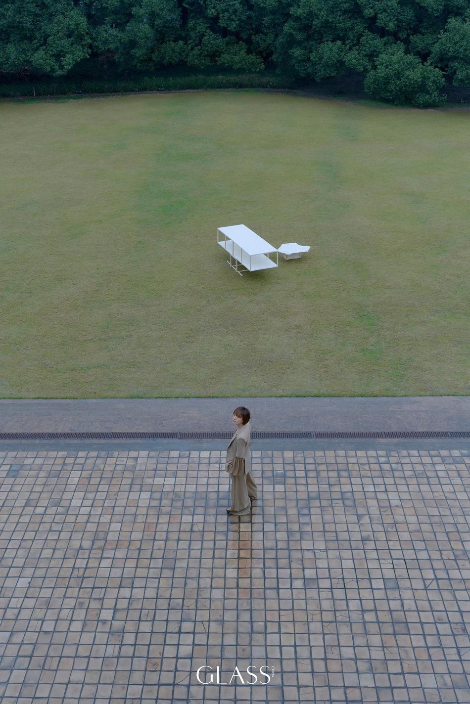 Nổi danh là "Nữ hoàng rating" của C-biz, bà xã Đặng Siêu không chạy theo thị hiếu, thay vào đó lựa chọn rất kỹ các dự án tham gia. Trung bình 2-3 năm cô mới nhận lời tham gia một phim. Năm ngoái, với bộ phim "An gia", cô nhận được giải "Diễn viên của năm" tại lễ trao Tinh Quang Đại Thưởng 2020. Nổi danh là "Nữ hoàng rating" của C-biz, bà xã Đặng Siêu không chạy theo thị hiếu, thay vào đó lựa chọn rất kỹ các dự án tham gia. Trung bình 2-3 năm cô mới nhận lời tham gia một phim. Năm ngoái, với bộ phim "An gia", cô nhận được giải "Diễn viên của năm" tại lễ trao Tinh Quang Đại Thưởng 2020.