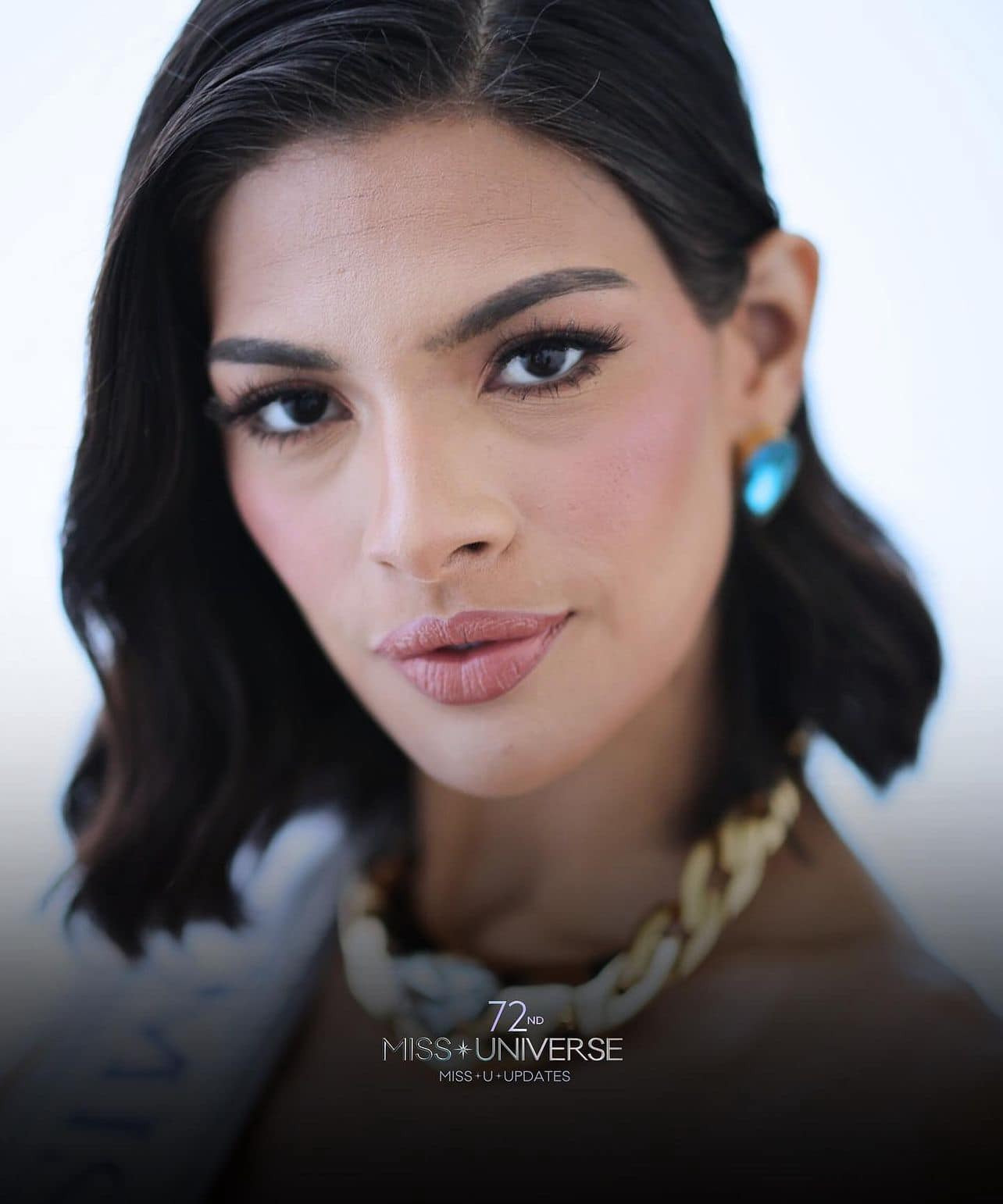 Nhan sắc Hoa hậu Hoàn vũ 2023 Sheynnis Palacios bị chê già, nam tính.