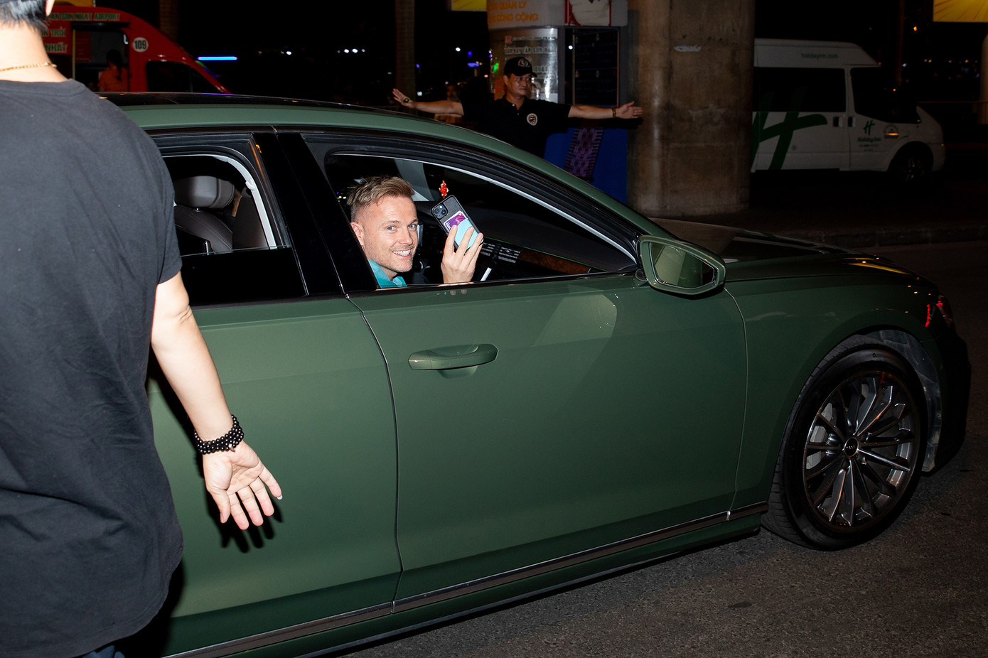 Westlife là nhóm nhạc pop đến từ Ireland được thành lập năm 1998. Ban đầu, nhóm có 5 thành viên, gồm Shane Filan, Mark Feehily, Kian Egan, Nicky Byrne và Brian McFadden. Tuy nhiên, Brian rời nhóm năm 2004. Sau 14 năm hoạt động, nhóm tan rã năm 2012 và sau đó tái hợp năm 2018.