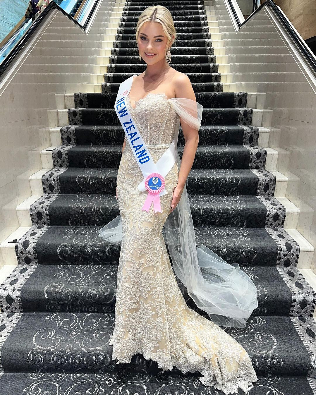 Tại cuộc thi Hoa hậu Quốc tế 2023 Georgia được các chuyên trang sắc đẹp đánh giá là ứng viên tiềm năng. Cô cũng là một trong những thí sinh có lượng người theo dõi lớn trên mạng xã hội.