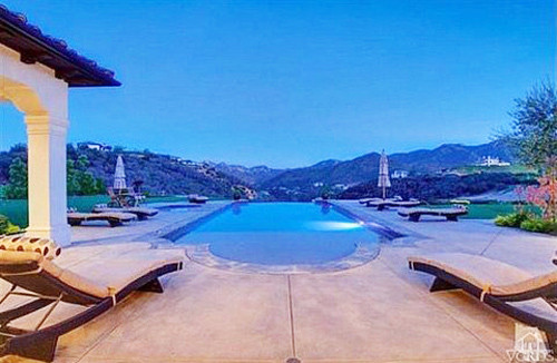 Choáng với biệt thự 8,5 triệu USD của Britney Spears ảnh 2