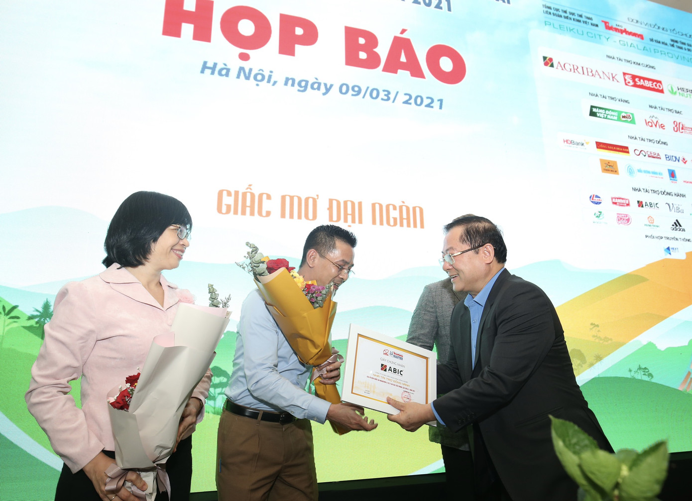 Tiền Phong Marathon 2021 - Giấc mơ đại ngàn ảnh 25