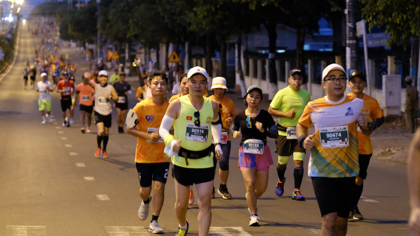 Tiền Phong Marathon 2021 - Cùng nhau về đích ảnh 24 Tiền Phong Marathon 2021 - Cùng nhau về đích ảnh 24