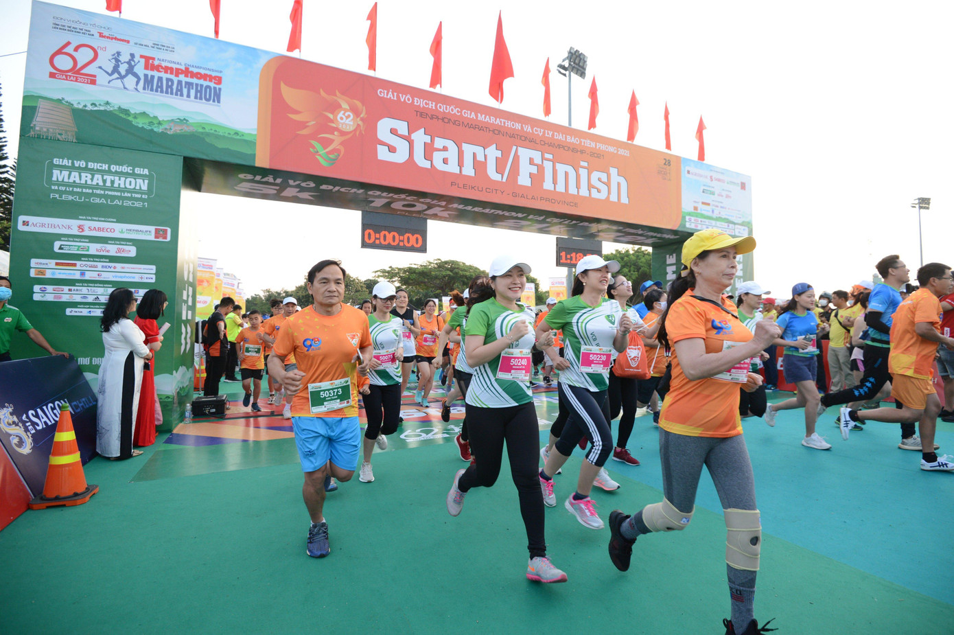 Tiền Phong Marathon 2021 - Cùng nhau về đích ảnh 49 Tiền Phong Marathon 2021 - Cùng nhau về đích ảnh 49