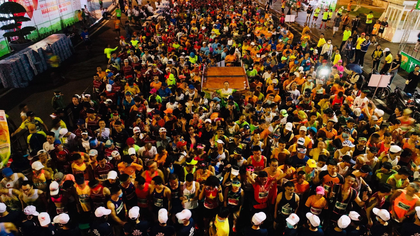 Tiền Phong Marathon 2021 - Cùng nhau về đích ảnh 18 Tiền Phong Marathon 2021 - Cùng nhau về đích ảnh 18