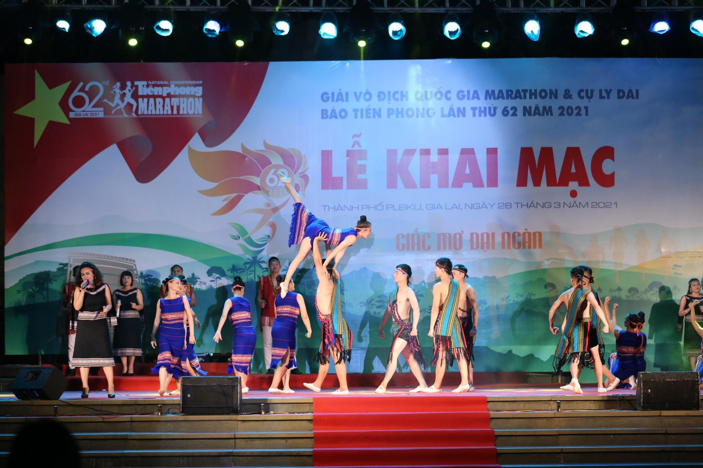 Ảnh: Trọng Tài Ảnh: Trọng Tài