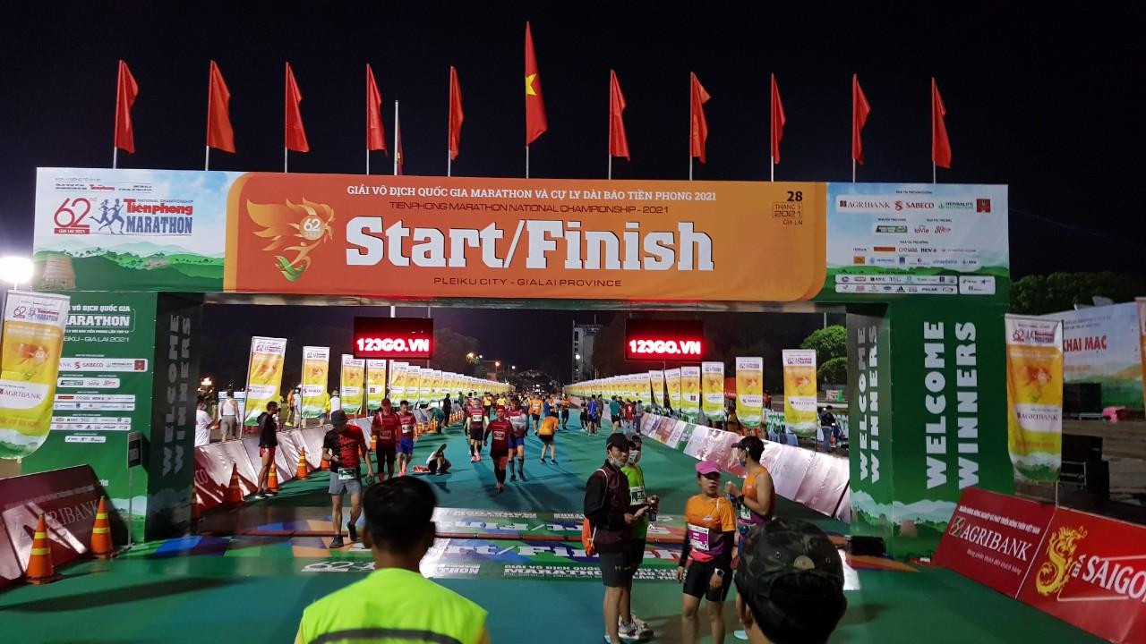 Tiền Phong Marathon 2021 - Cùng nhau về đích ảnh 6 Tiền Phong Marathon 2021 - Cùng nhau về đích ảnh 6