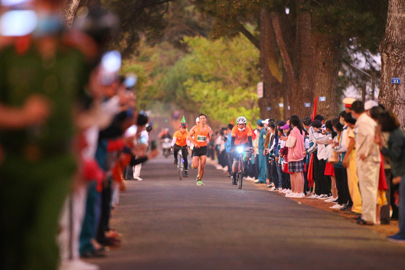Tiền Phong Marathon 2021 - Cùng nhau về đích ảnh 93 Tiền Phong Marathon 2021 - Cùng nhau về đích ảnh 93