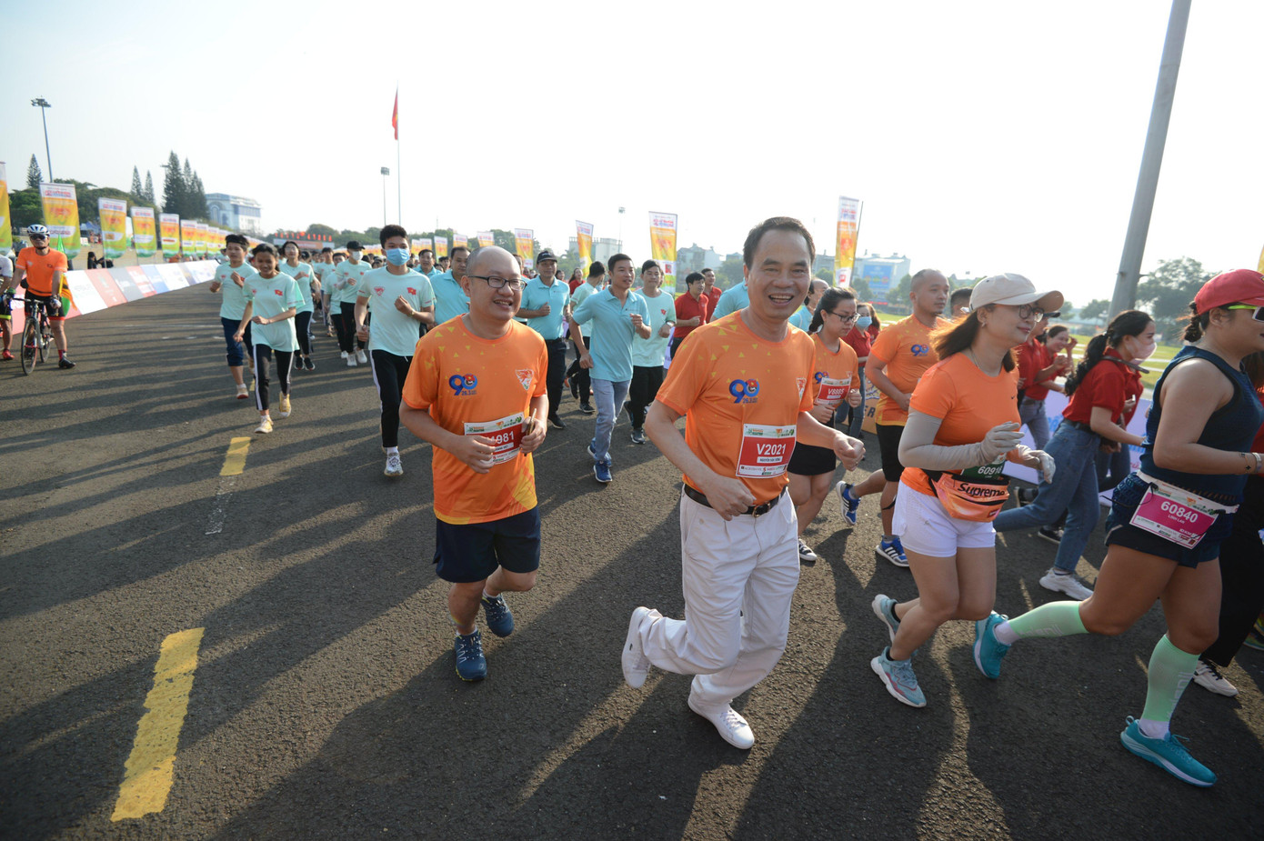 Tiền Phong Marathon 2021 - Cùng nhau về đích ảnh 106 Tiền Phong Marathon 2021 - Cùng nhau về đích ảnh 106