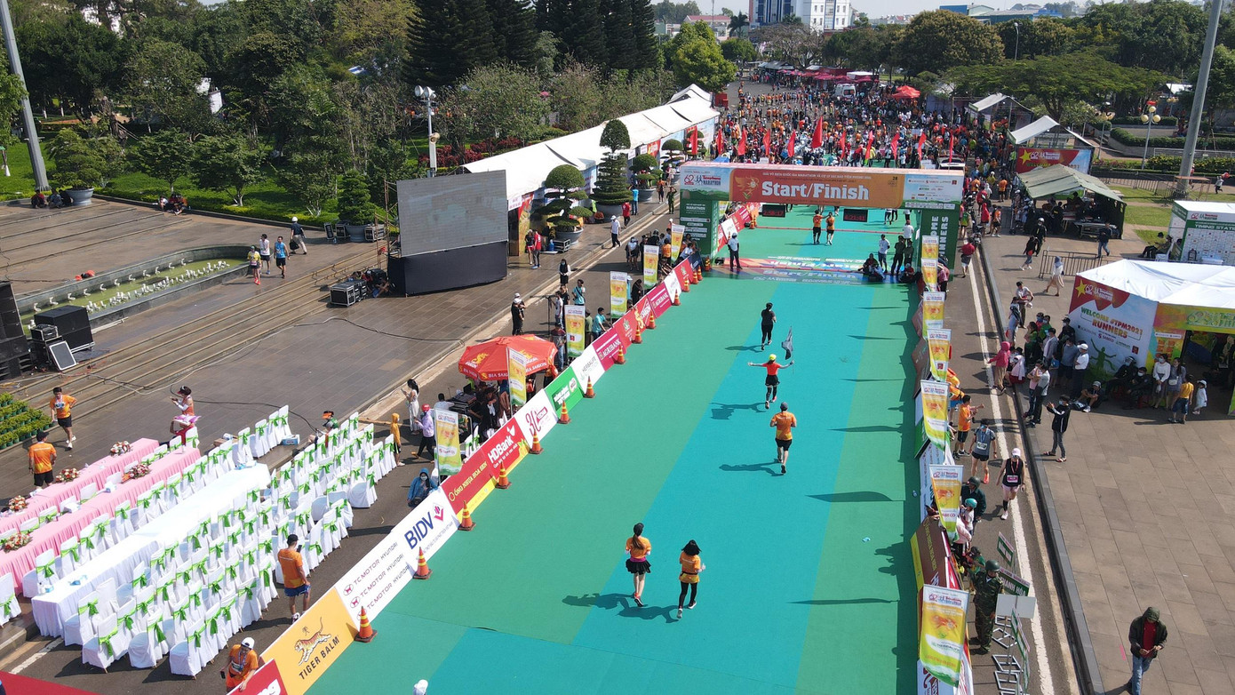 Tiền Phong Marathon 2021 - Cùng nhau về đích ảnh 147 Tiền Phong Marathon 2021 - Cùng nhau về đích ảnh 147