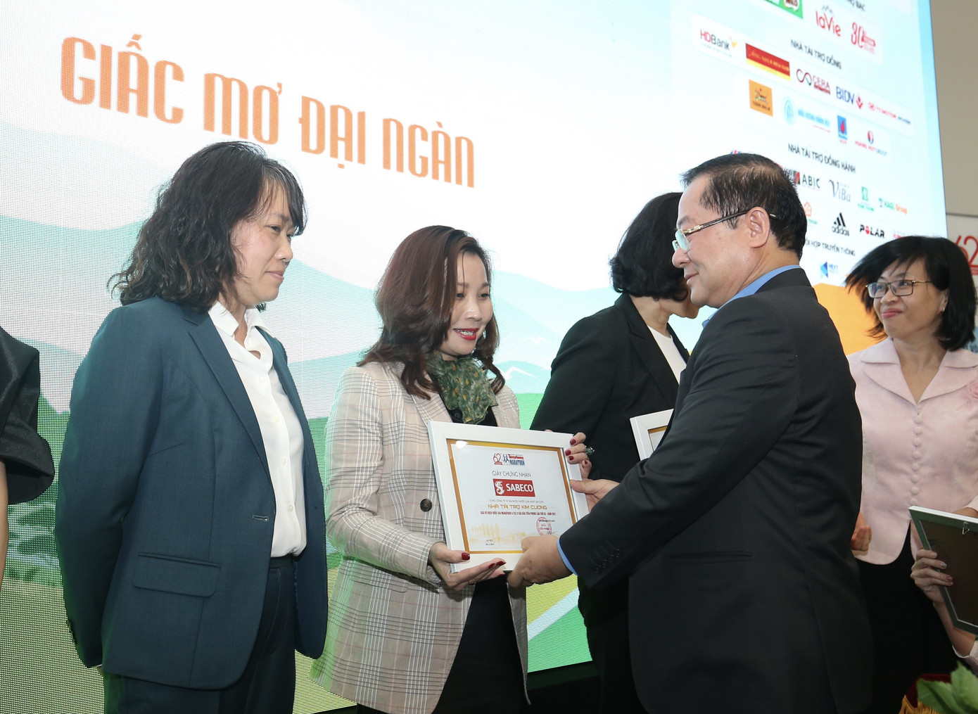 Tiền Phong Marathon 2021 - Giấc mơ đại ngàn ảnh 23