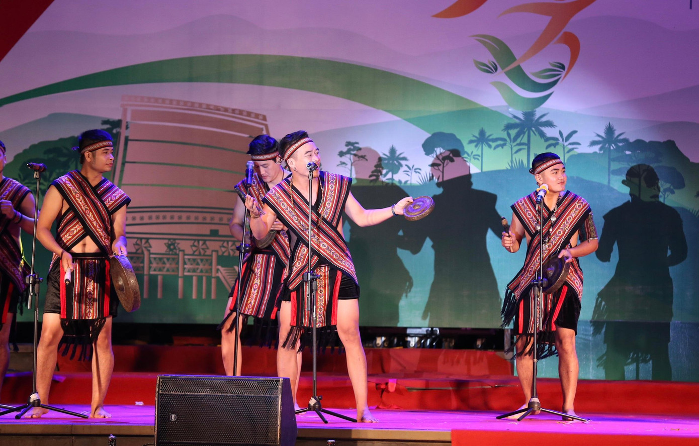 Ảnh: Trọng Tài Ảnh: Trọng Tài